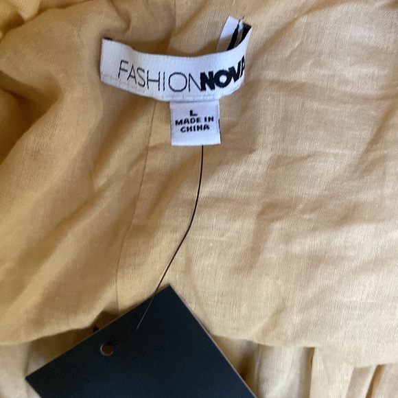 Fashion Nova Polka Dot Mini - Picture 5 of 5